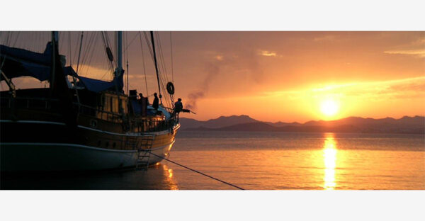 First-Time Guide to Gulet Charter in Turkey (Routes, Prices & Tips)